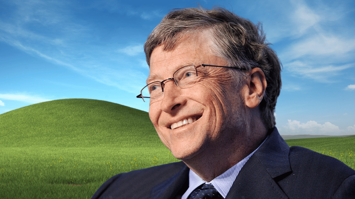 bill-gates-thinking-desktop