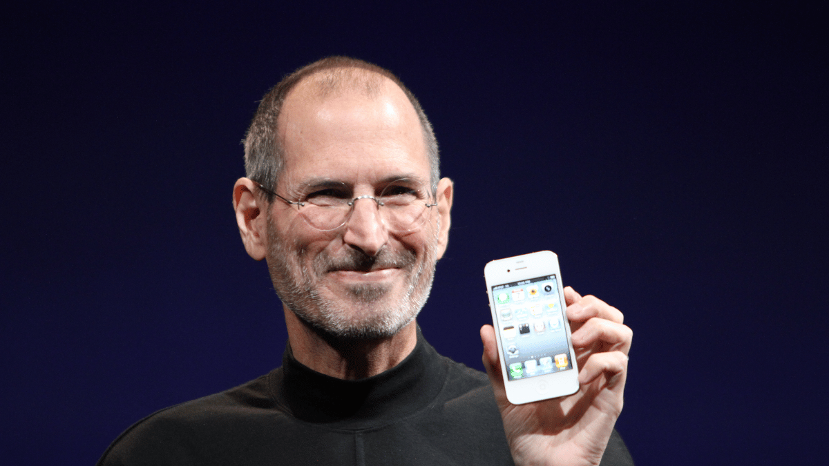 steve-jobs-thoughtful-moment.png